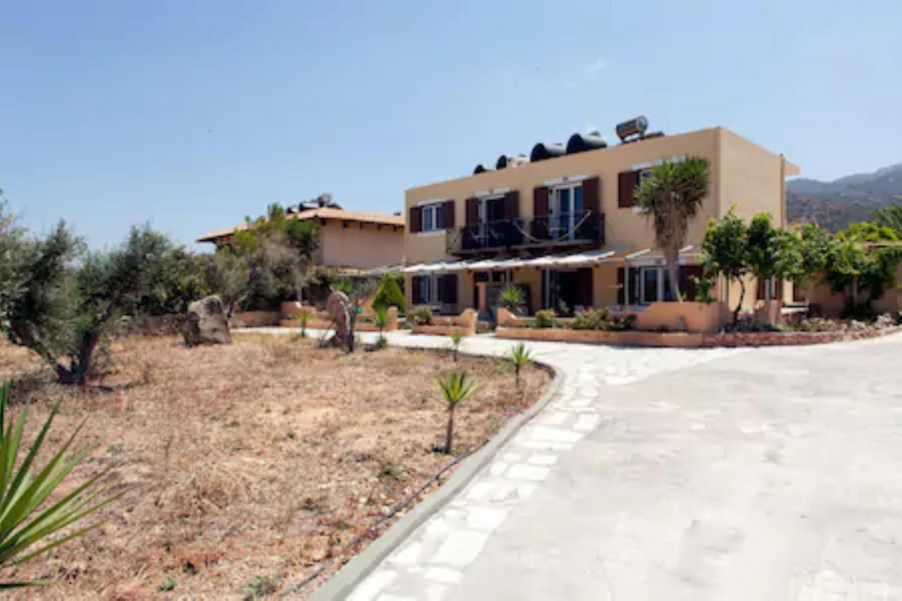 Makis Apartments Sitia  Dış mekan fotoğraf